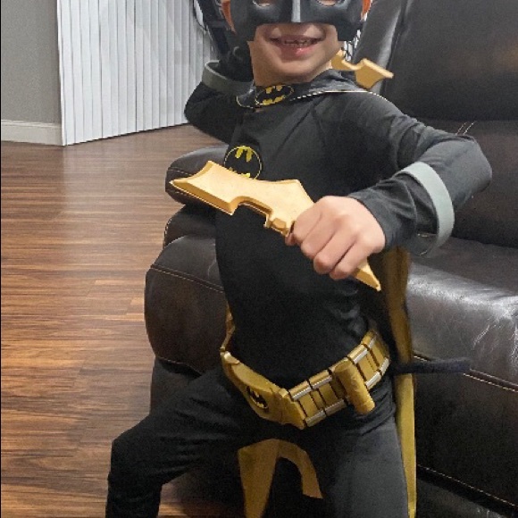 Batman custom outfit with nice cape names added to - Picture 6 of 6